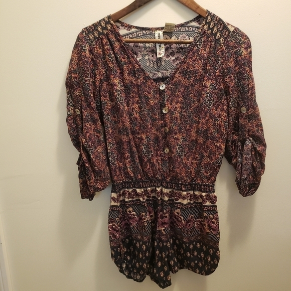 Mimi Chica Floral Print Boho Romper Size Medium - Picture 14 of 14